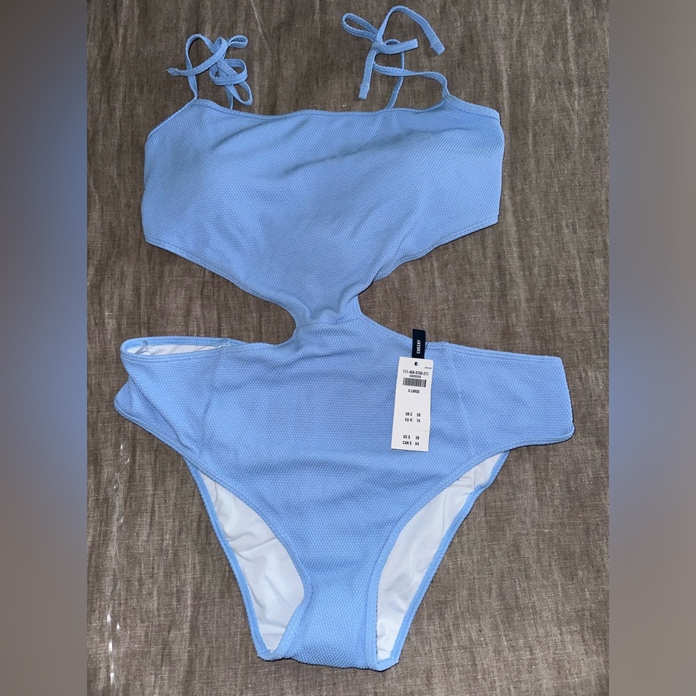 BRAND NEW ABERCROMBIE ONE PIECE SWIMSUIT